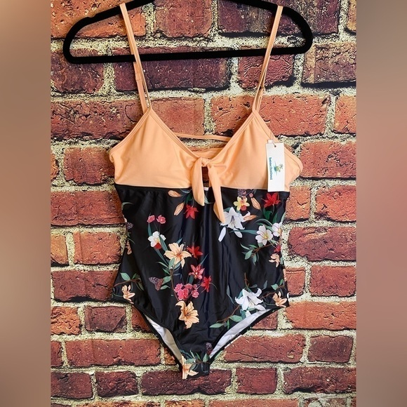 Beachsissi One Piece Swim Suit Size L - Picture 3 of 13